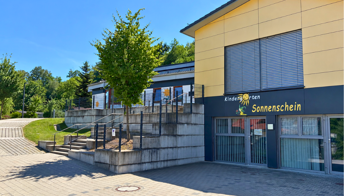 Frontansicht des Kindergartens Sonnenschein in Zizenhausen 