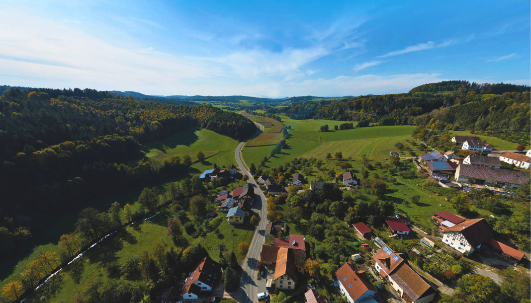 Luftbildaufnahme des Ortsteils Mahlspüren im Tal