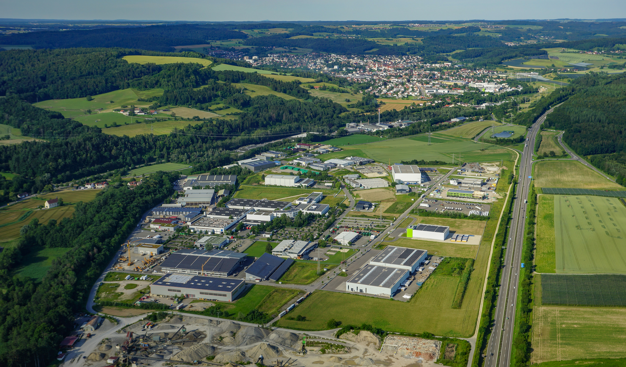 Luftbildaufnahme des Industriegebiet Hardt in Stockach 