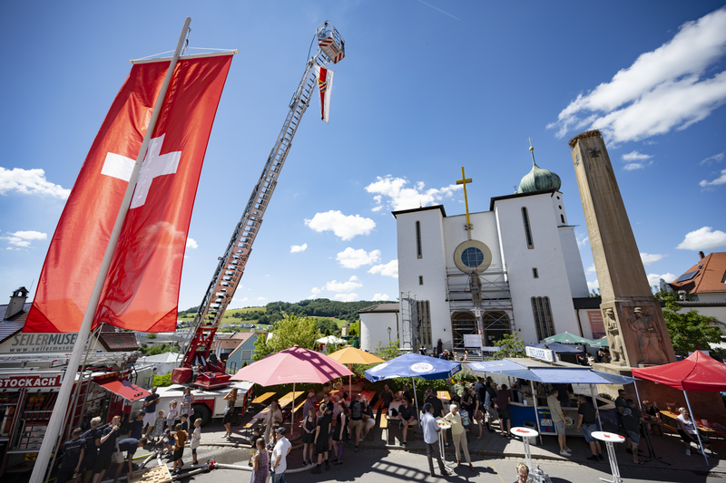 Straßenmarkt am Schweizer Feiertag